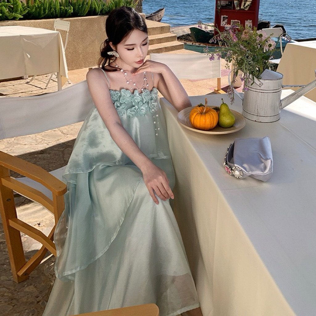 Lizz studio M888 Váy hai dây dáng dài nhiều tầng phối viền hoa đi biển