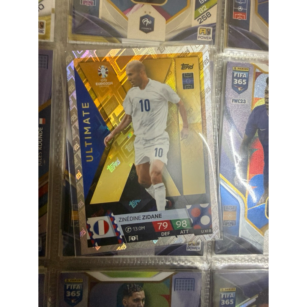 thẻ Zidane topps euro 2024 ultimate XI (viền trắng)