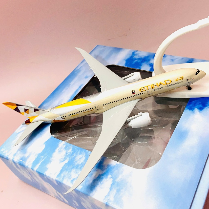 Máy Bay Boeing 787 Hãng ETIHAD AIRWAYS | Mô Hình Tỉ Lệ (1:400) Fullbox Cao Cấp