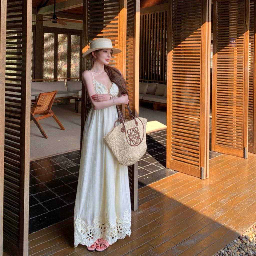 Lizz studio M888 Váy hai dây maxi dáng dài cut out hở lưng quyến rũ