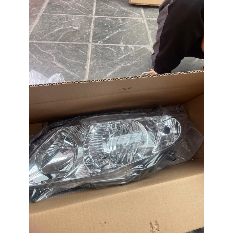 Đèn pha Toyota Altis