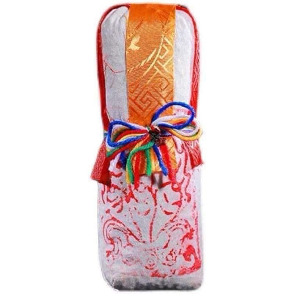 Thức cúng Naga - bảo bình vải naga