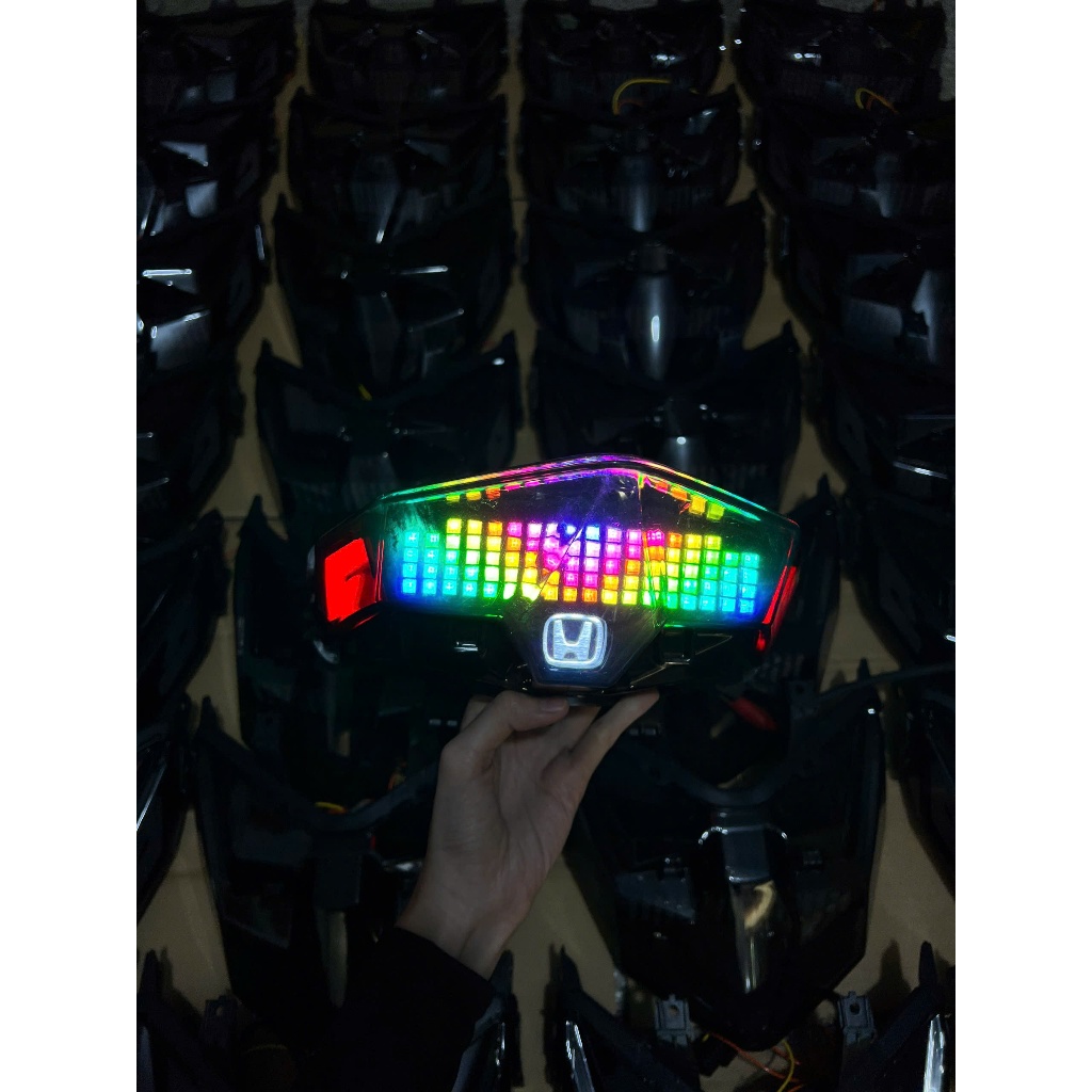 Cụm Hậu Mẫu Ma Trận Vario 2018 - 2025 ( 125 / 150 ) LED i8 BLE