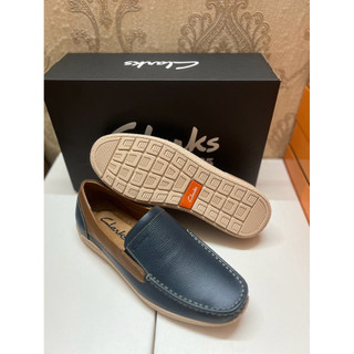Giày mọi Clarks xanh navi phối viền nâu