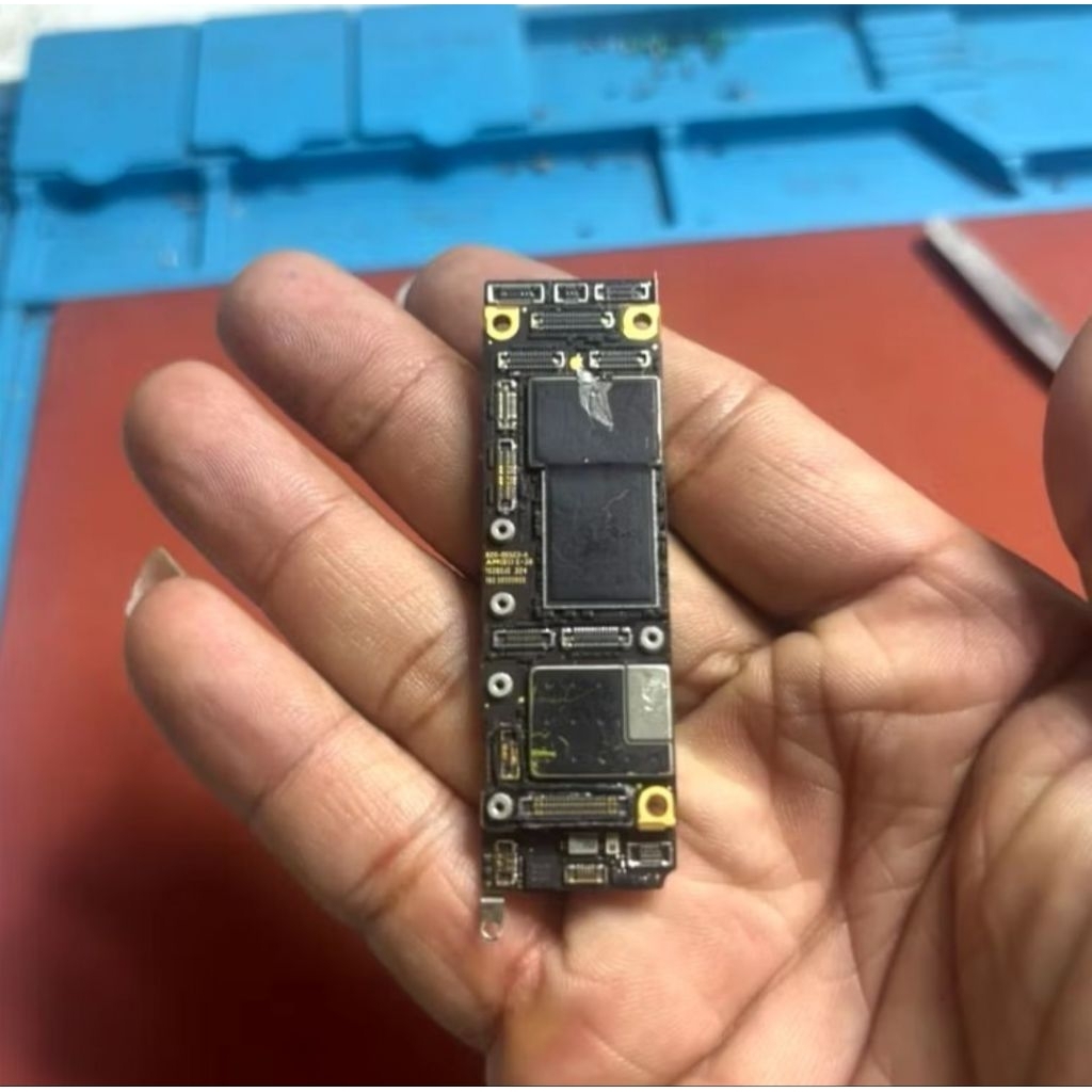 Main iPhone 11 iCloud Bypass - Không dùng SIM