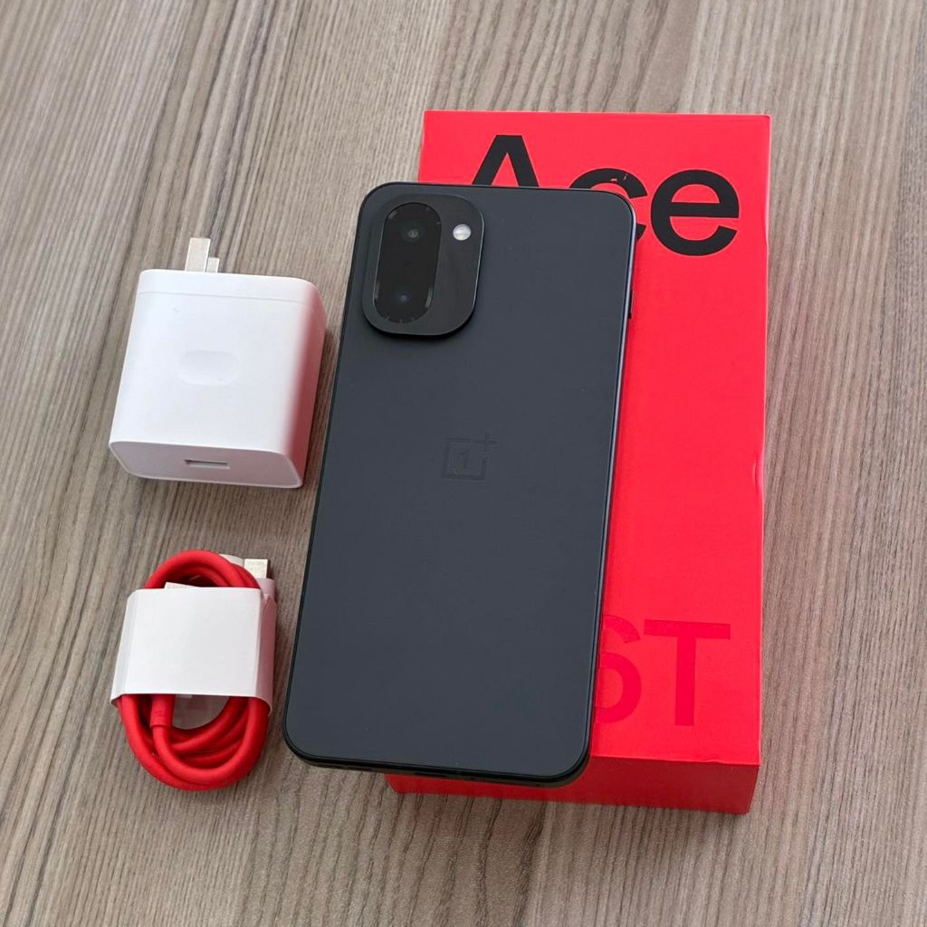 Điện thoại OnePlus Ace 5 5G (16|256) Snapdragon 8 Gen 3 full box. cũ bảo hành 12 tháng.