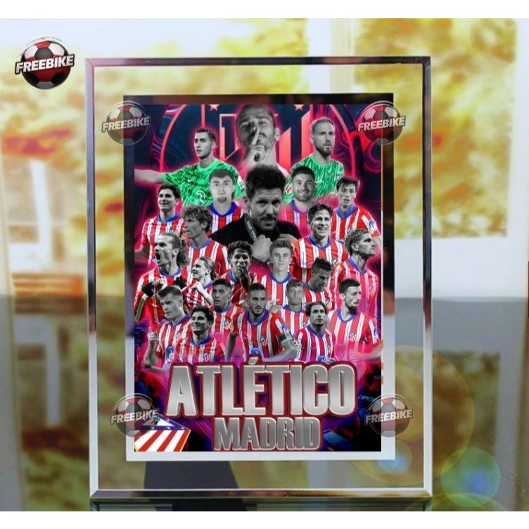 KHUNG POSTER TẬP THỂ CLB ALETICO MADRID MÙA 2025-2026 BẰNG KÍNH PHA LÊ CAO CẤP
