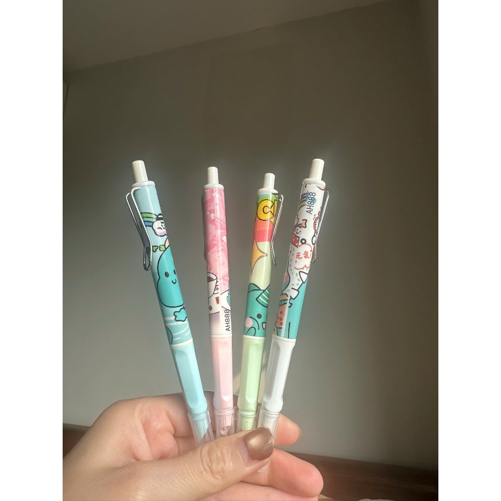 Bút máy bấm AH888 viết êm, tiện lợi cho học sinh sinh viên