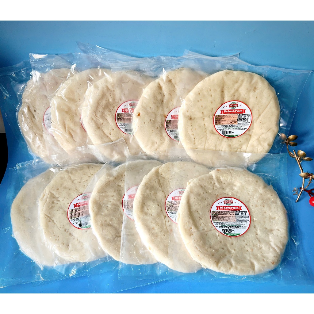 Đế bánh pizza đã nướng qua