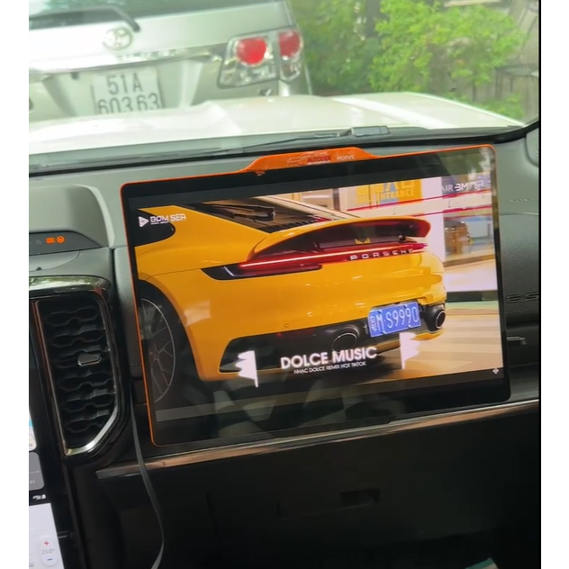 Màn Hình Di Động Ô Tô Tích Hợp 14 Inch - Chip Snapdragon 865 8/128GB – Tự Khởi Động Theo Xe