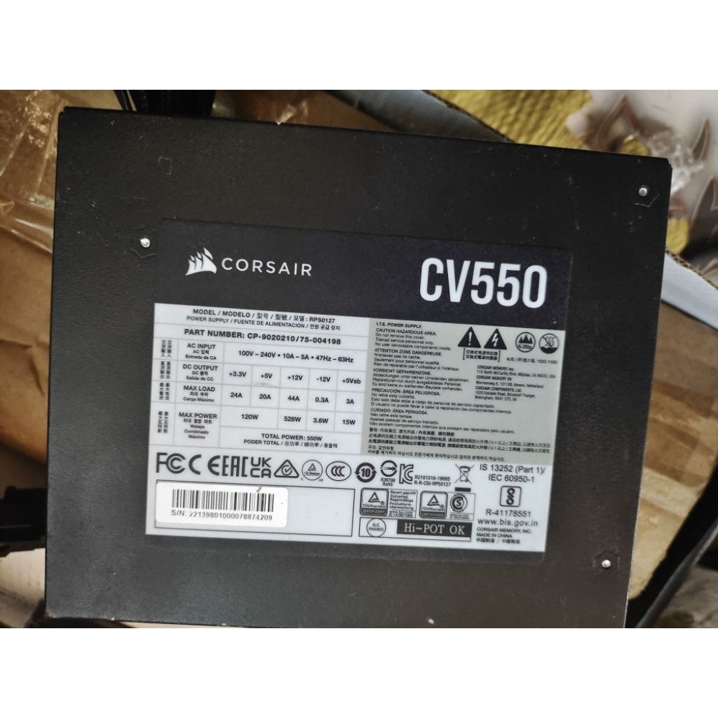 nguồn corsair 550w cst