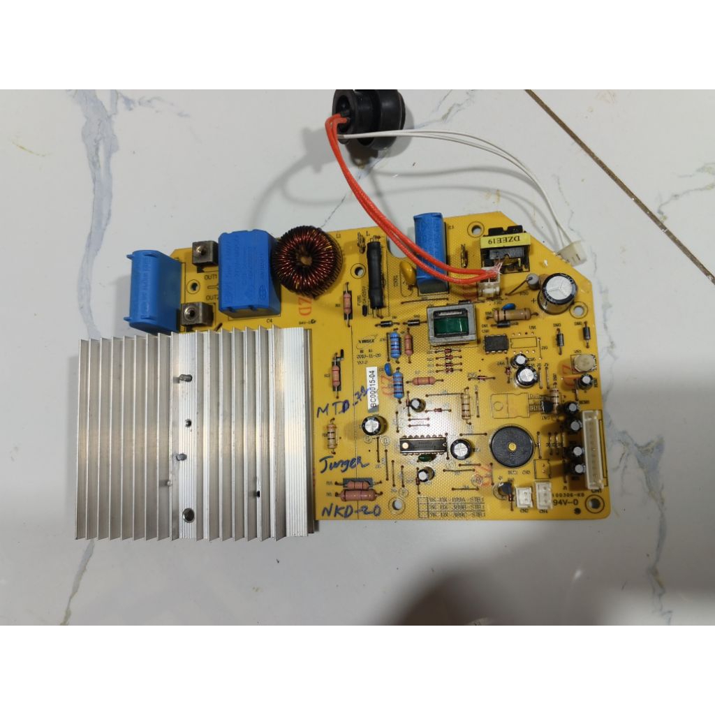 Bo mạch nguồn công suất của bếp từ đôi Junger NKD-20, MTD-71 tháo bếp đẹp