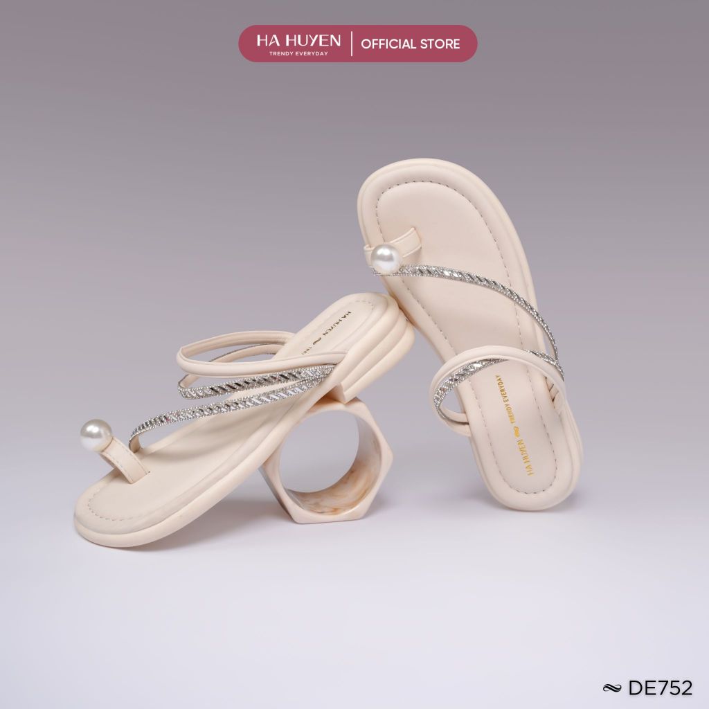 Dép sandal, dép đi biển nữ HÀ HUYỀN quai đá xỏ ngón đính ngọc 3cm - DE752
