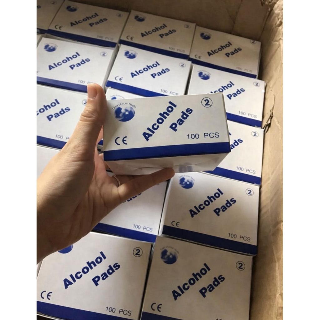 Cồn lau móng Alcohol Pad 75% hộp 100 miếng