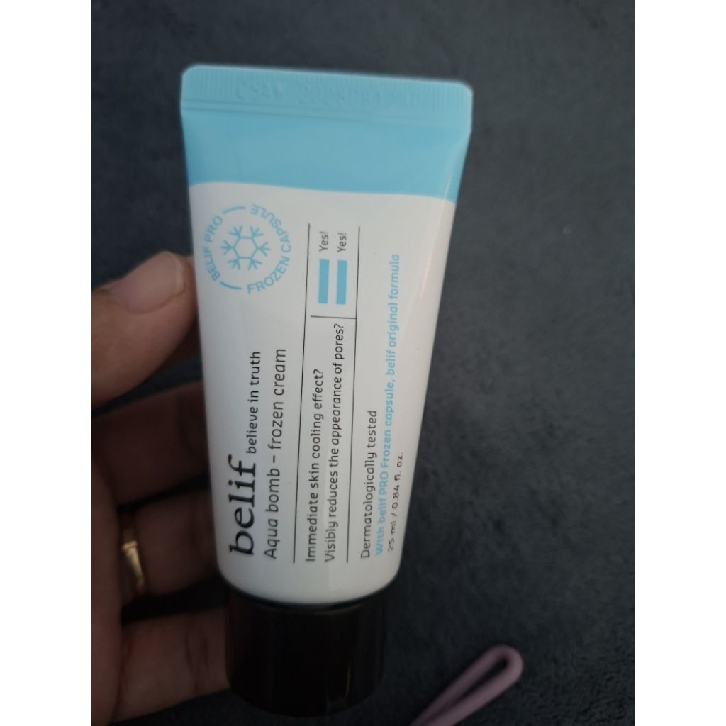 Kem dưỡng ẩm Belif AquaBomb 25ml