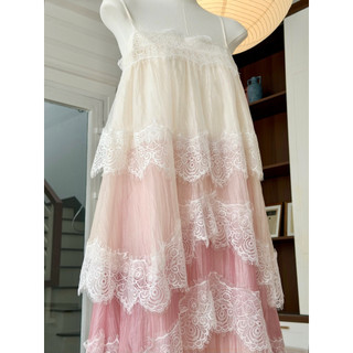 váy maxi tơ phối ren nhiều tầng QuinC maxi
