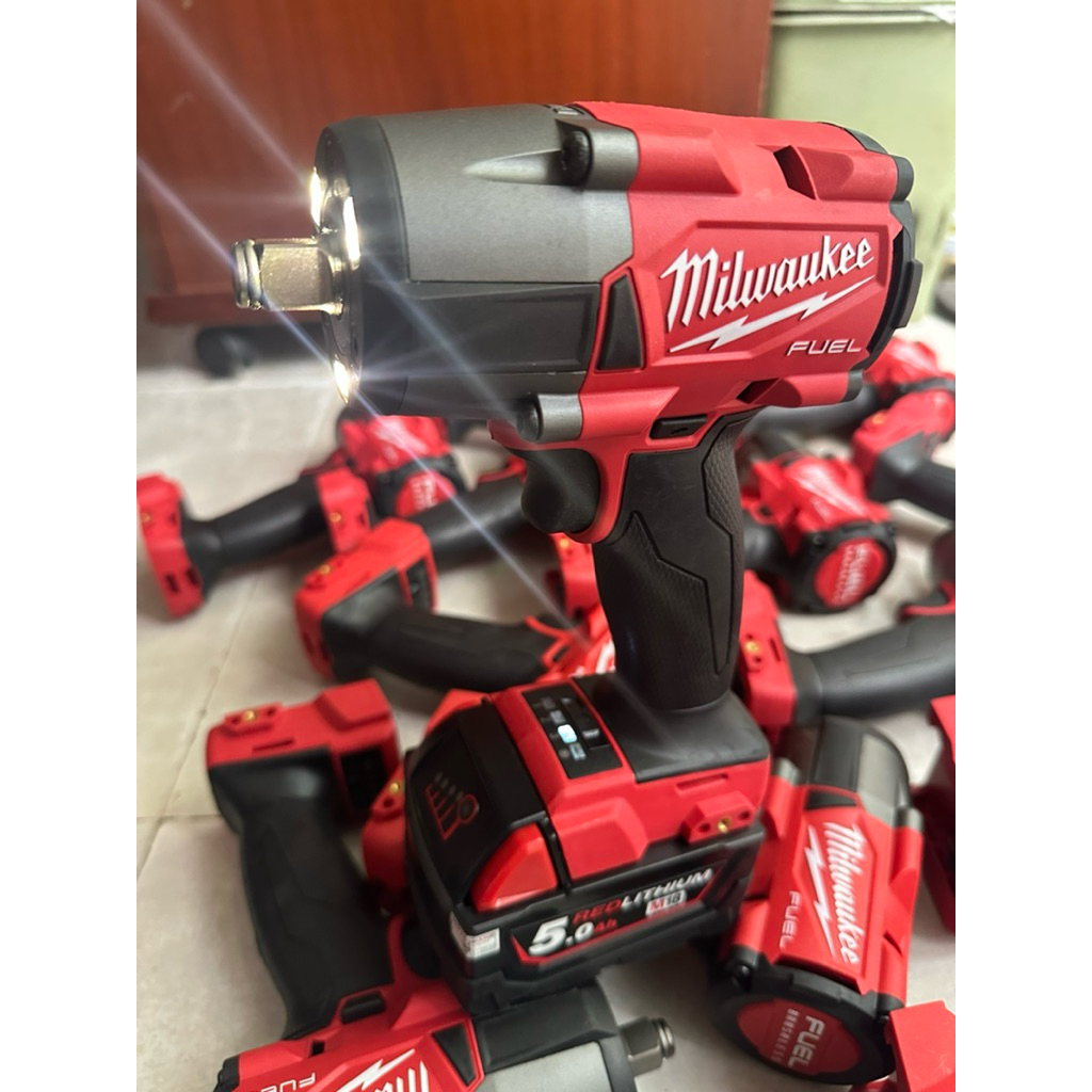 Chuyên bắn Bulong Milwaukee M18 2962-20 lực 881N Ko than, 4 cấp lực. Hàng bãi tuyển đẹp.