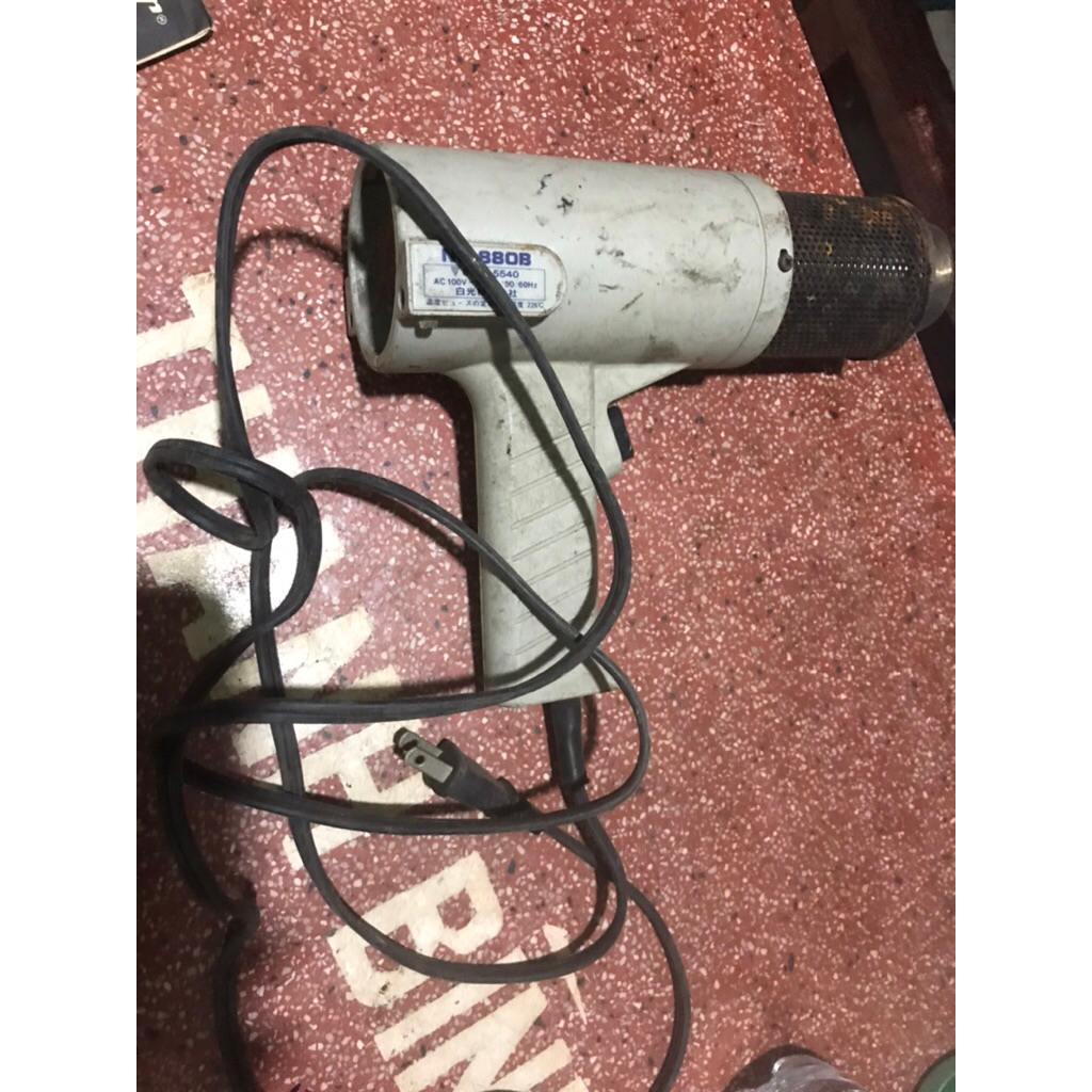 Máy khò hakko 880B điện 100v 800w mất nắm chụp, hoạt động OK, có 2 chế độ nóng và chế độ gió