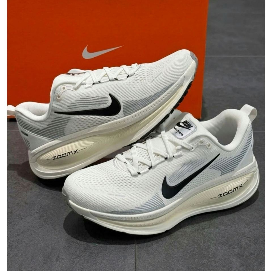 Chính Hãng | Giày Chạy Bộ Vomero 18 Trắng Nhẹ Êm Unisex