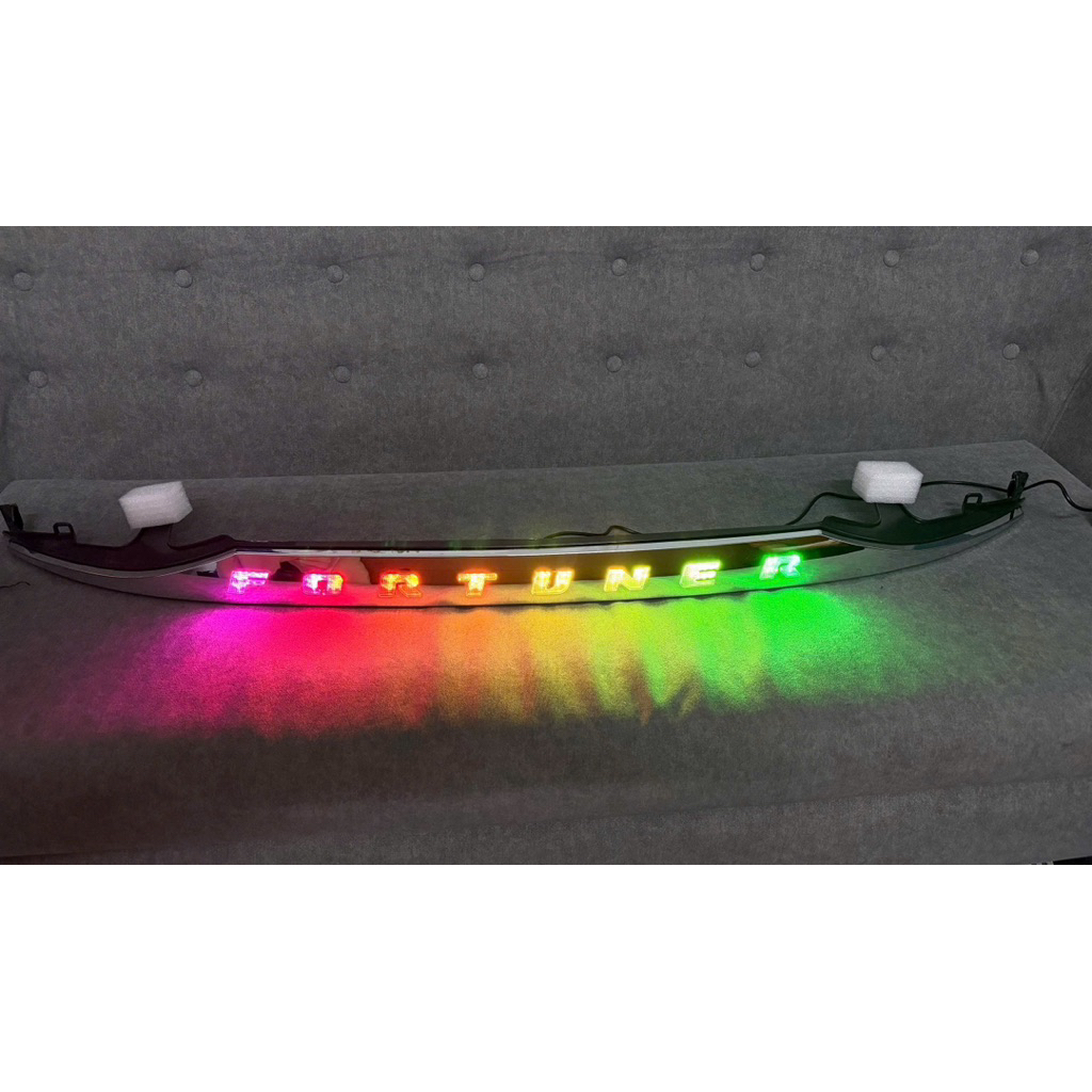 Led Cốp và Led Cản Sau Fortuner 2017-2026 Kiểu RGB 7 Màu