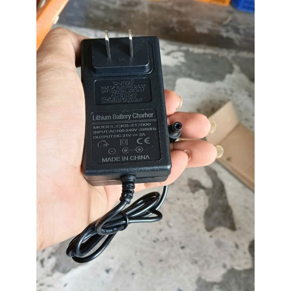 Sạc Pin Lithium 5S 21V 2A Jack DC – Sạc Cho Pin 18V 5 Cell