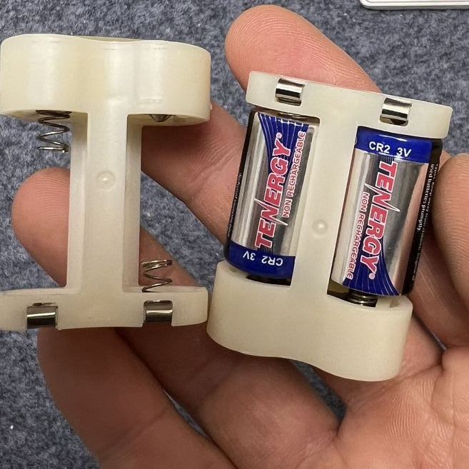 Bộ chuyển đổi pin 2CR5 Adapter 6V cho pin CR2 dùng cho máy ảnh film