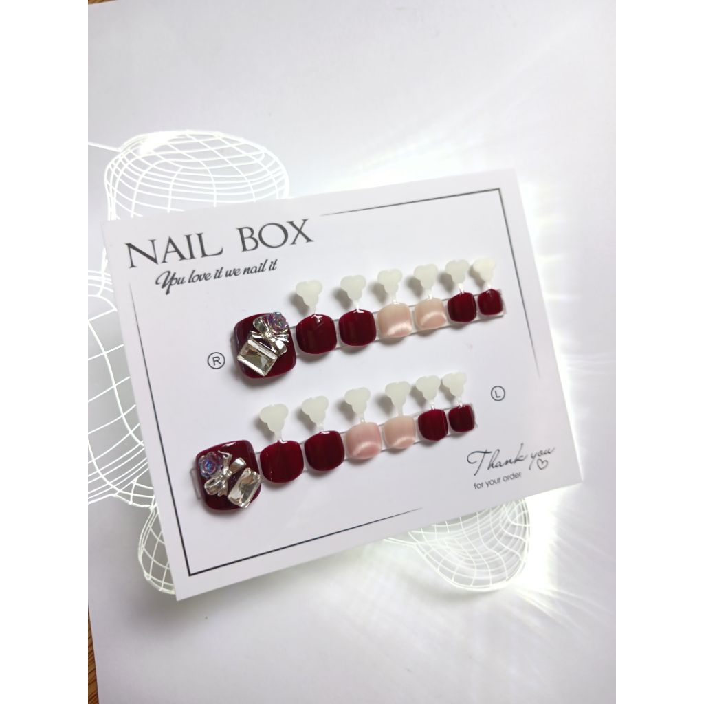 Nail box Móng chân thiết kế Đỏ cherry đá nơ mã số AC2