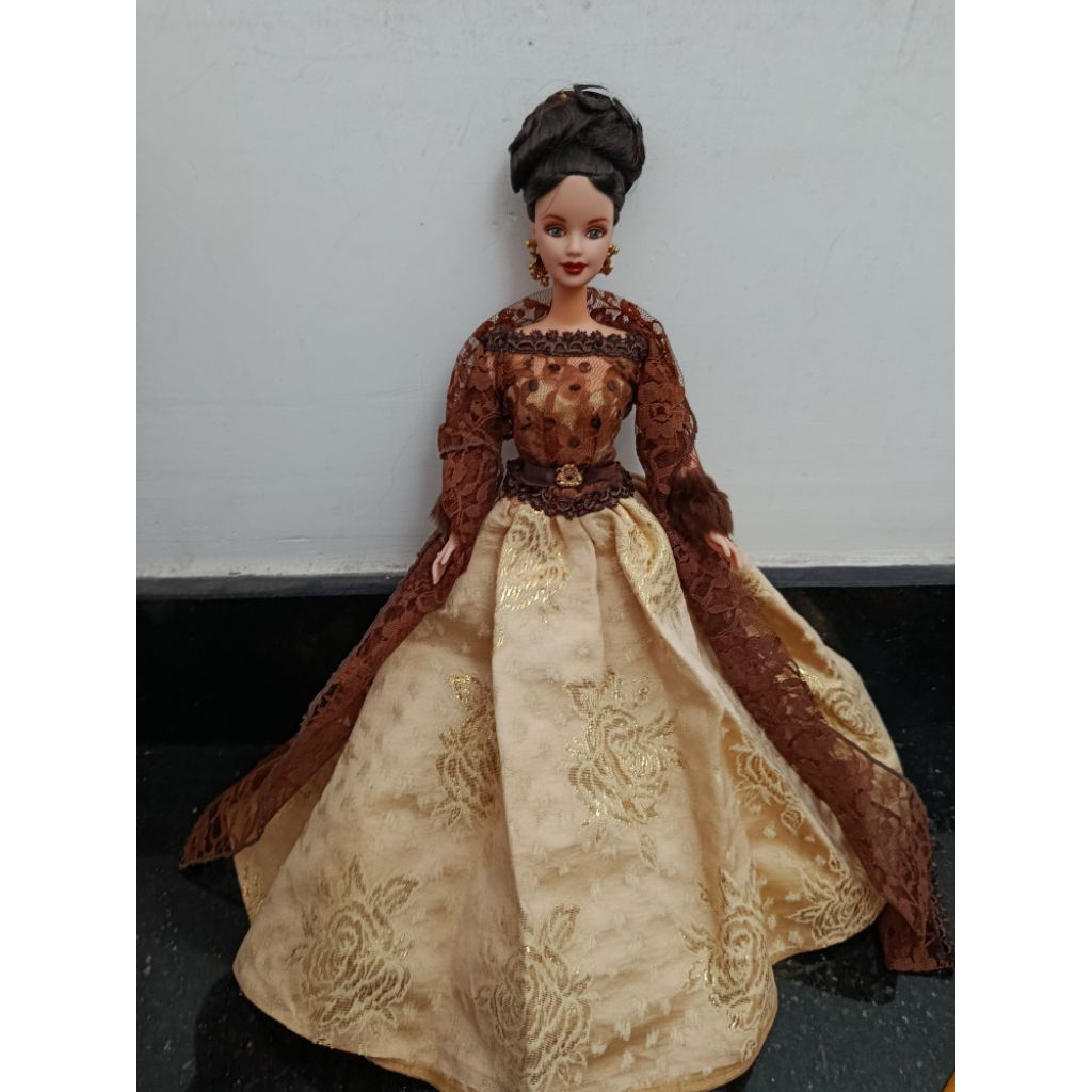 Búp bê Barbie Oscar De La Renta