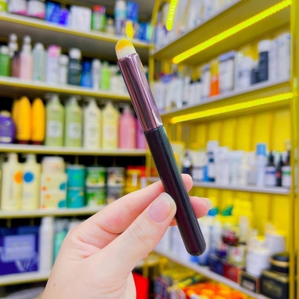 Cọ môi, cọ tán son môi mềm mịn