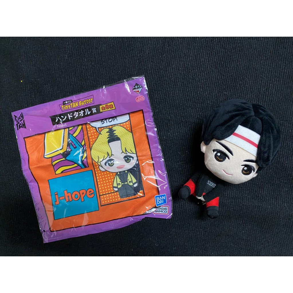 Bts set offical goods gồm 2 món :1 khăn tay bt21 + doll ichiban Kuji Bt2 Jin như hình.