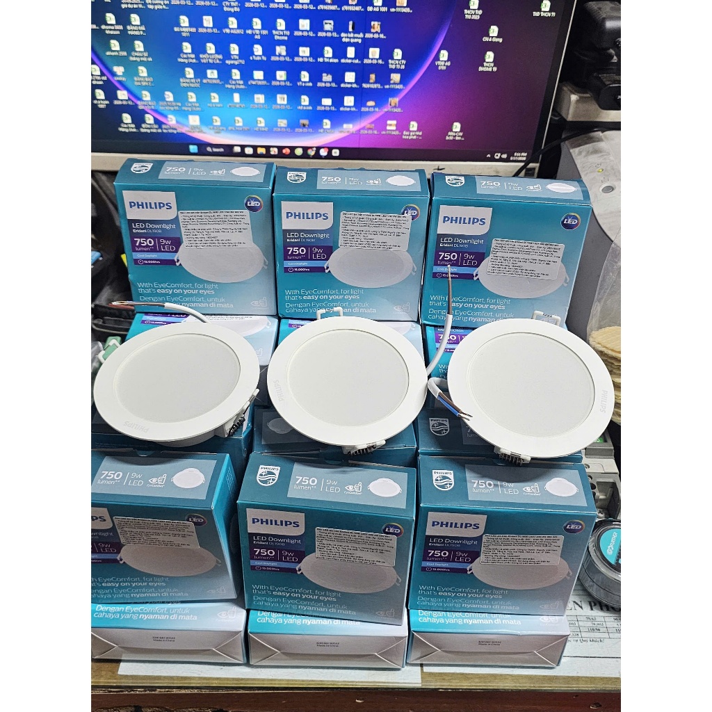 Combo 5 Và 10 Bóng Đèn Led Âm Trần Cao Cấp Philips D90/9W Chính Hãng - Bảo Hành 2 Năm Đổi Mới - Giá 