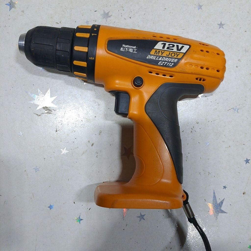 thân máy khoan pin12v national EZT112