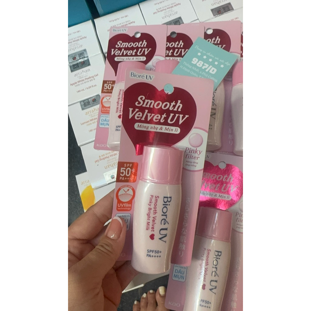 Kem Chống Nắng Bioré UV Bright Milk 50+