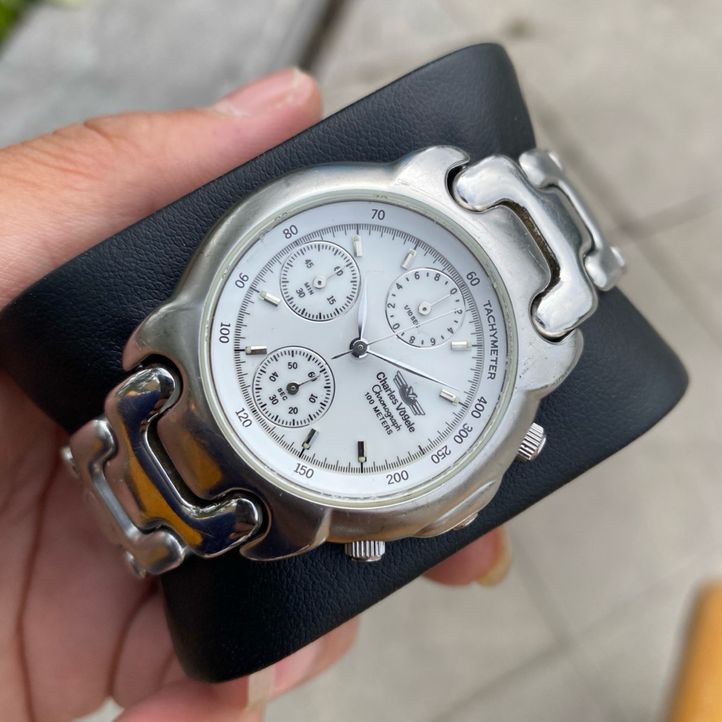 𝗖𝗛𝗔𝗥𝗟𝗘𝗦 𝗩𝗢𝗚𝗘𝗟𝗘