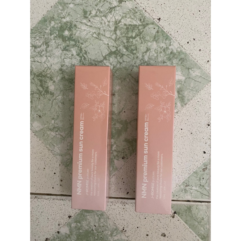 Kem chống nắng J-iromise NMN Premium Sun Cream SPF50+ PA++++
