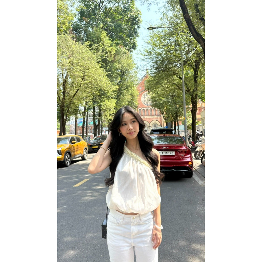 LIBEROSIS - Áo form bí hở vai mùa hè SWEET BUBBLE TOP (có hoạ tiết hoa trắng) | BigBuy360 - bigbuy360.vn