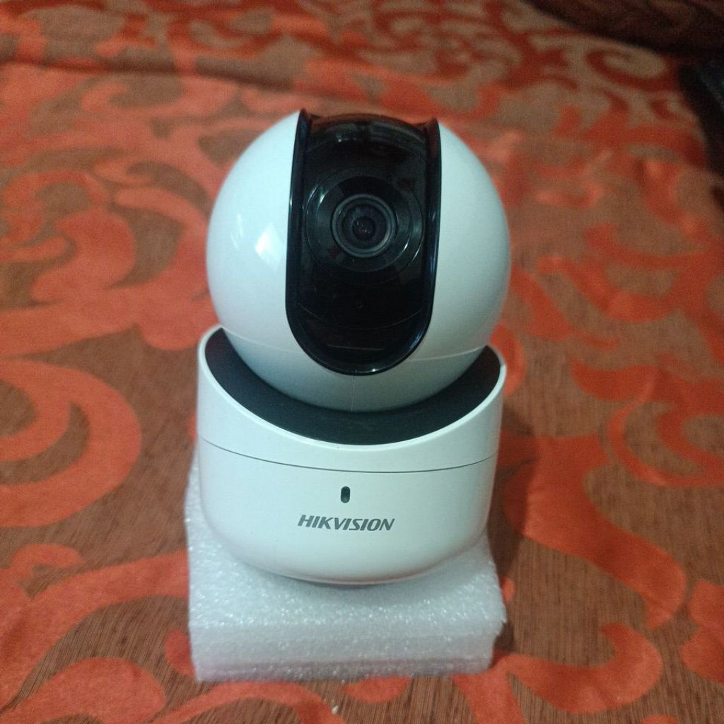 camera likenew wifi hikvision DS-2CV2Q01EFD-IW
