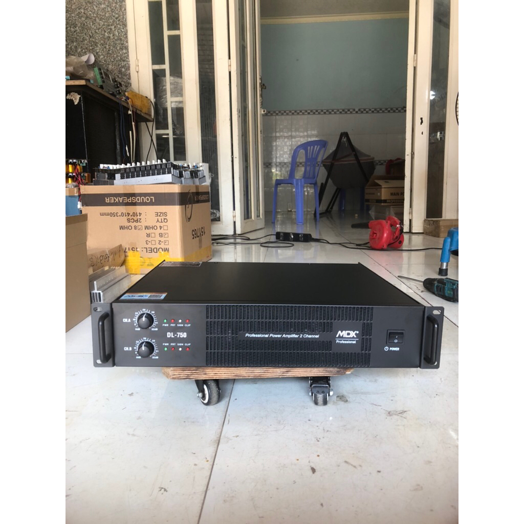 cục đẩy 2 kênh 32 sò 1800W nguồn xuyến