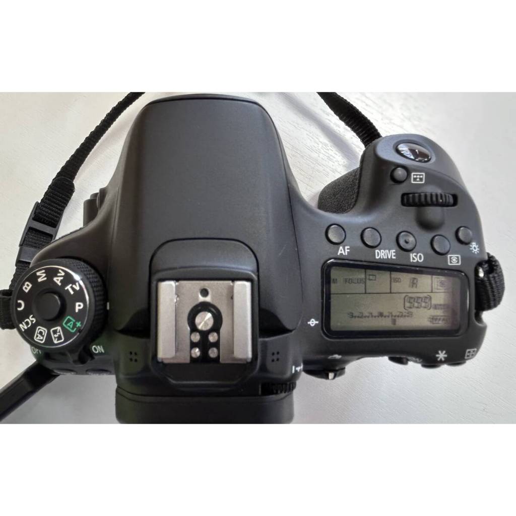 Lỗi - Thanh lý - Máy ảnh canon 70D (màn xoay lật mới) - Máy ảnh
