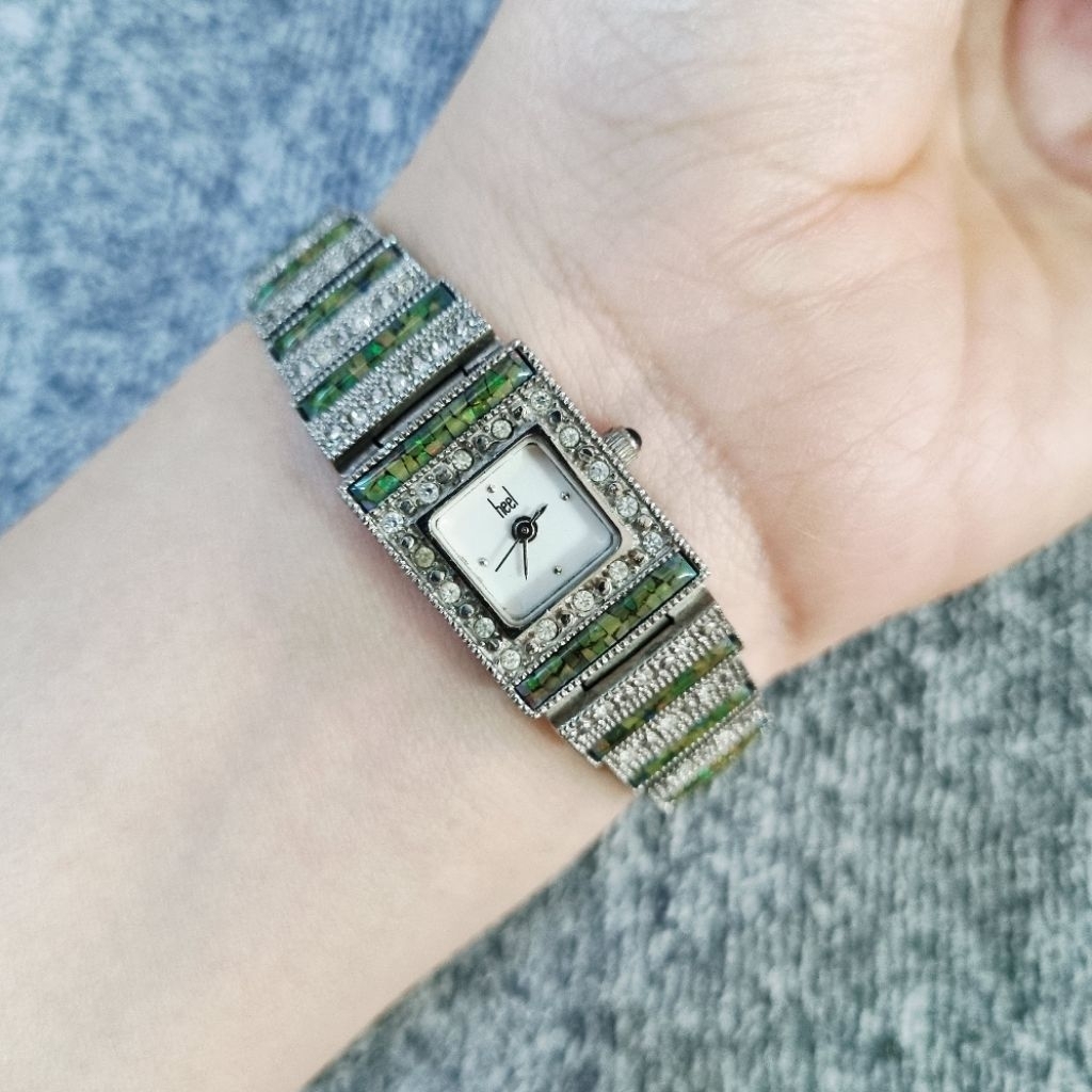 Đồng hồ nữ lắc Heel phối Opal