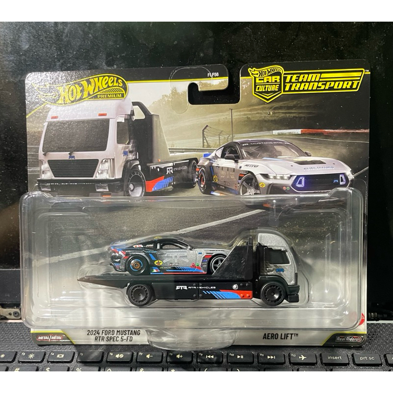 xe đồ chơi mô hình Hotwheels Premium Car Culture Team Transport: 2024 Ford Mustang RTR Spec 5-FD_Aer