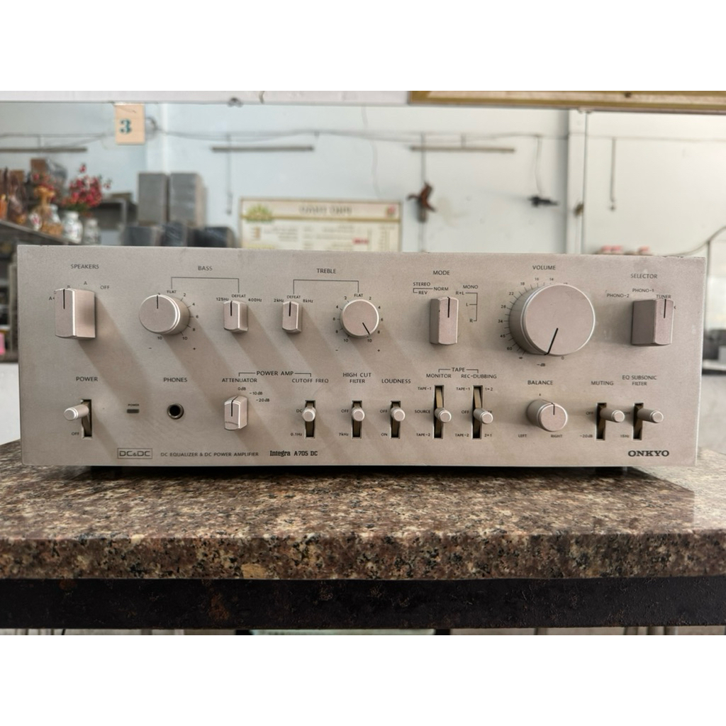 Amply Onkyo A-705DC công xuất 185w máy chạy 4 sò Sắt chữ đỏ Toshiba máy zin mới đẹp âm thanh rất hay