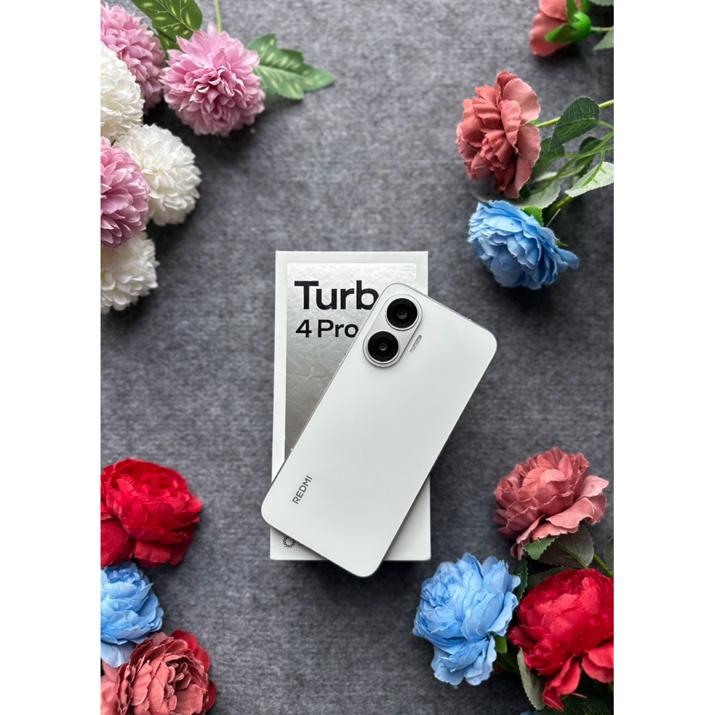 Xiaomi Redmi Turbo 4 Pro (Snapdragon 8s Gen 4)