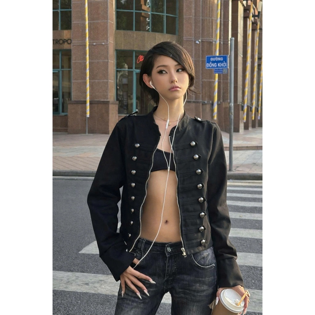 Áo Khoác Kaki TWENTI Crop Phối NÚT