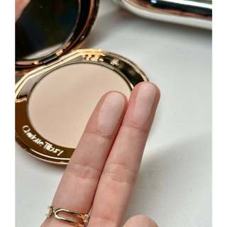 Phấn Phủ Charlotte Tilbury Airbrush Flawless Finish Tone 01