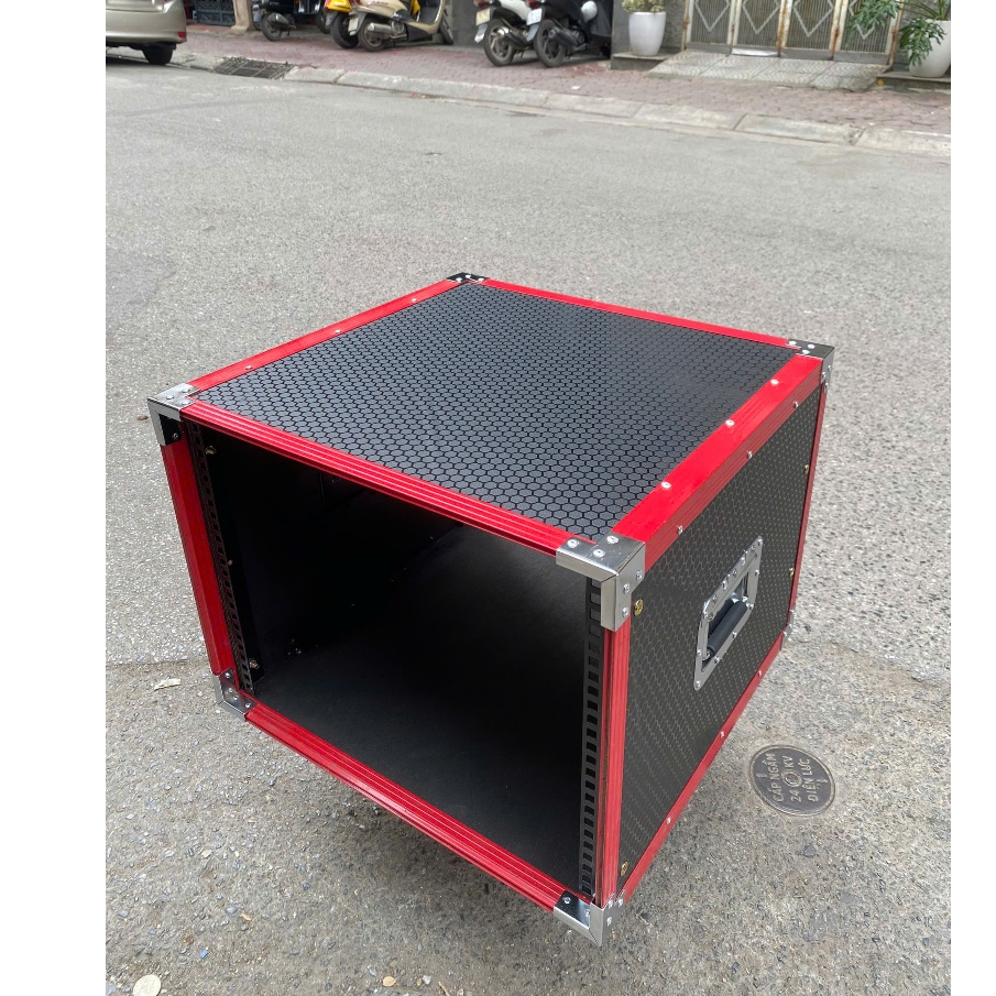 Tủ rack âm thanh 6u-8u không cánh nhôm đỏ, nối bật sang trọng