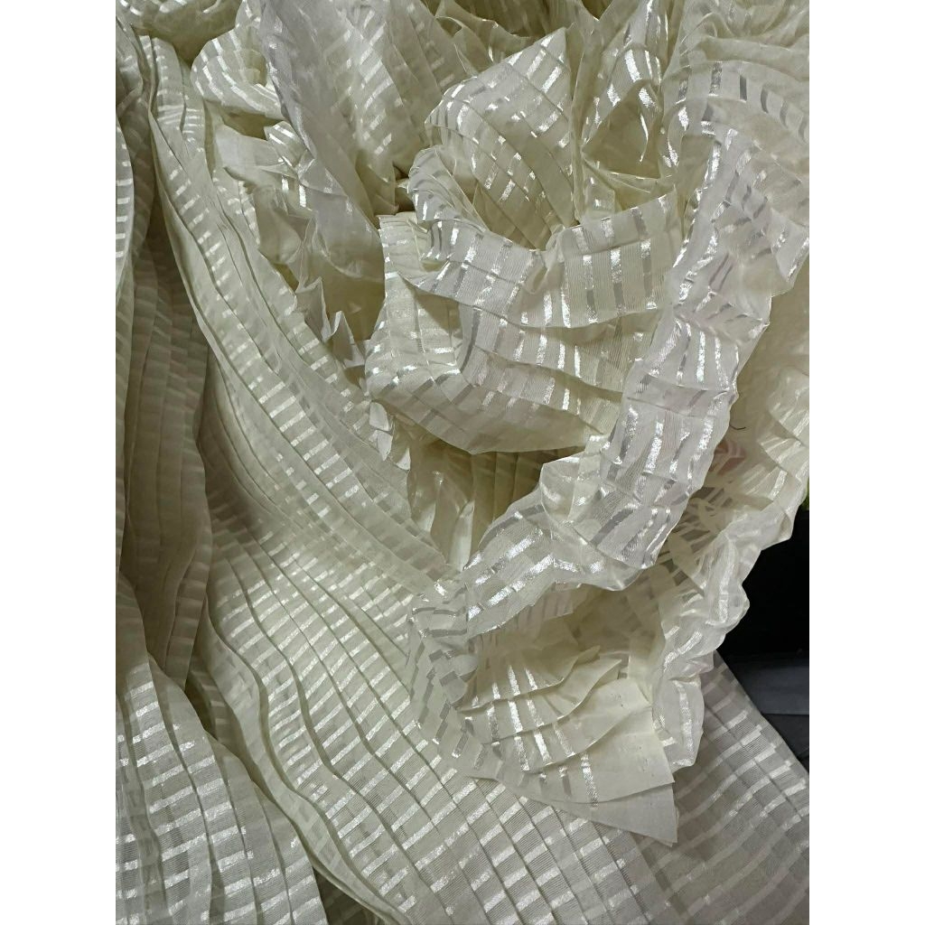 Thô tơ Tằm ánh 35 k /1m khổ 1m5⭐️⭐️