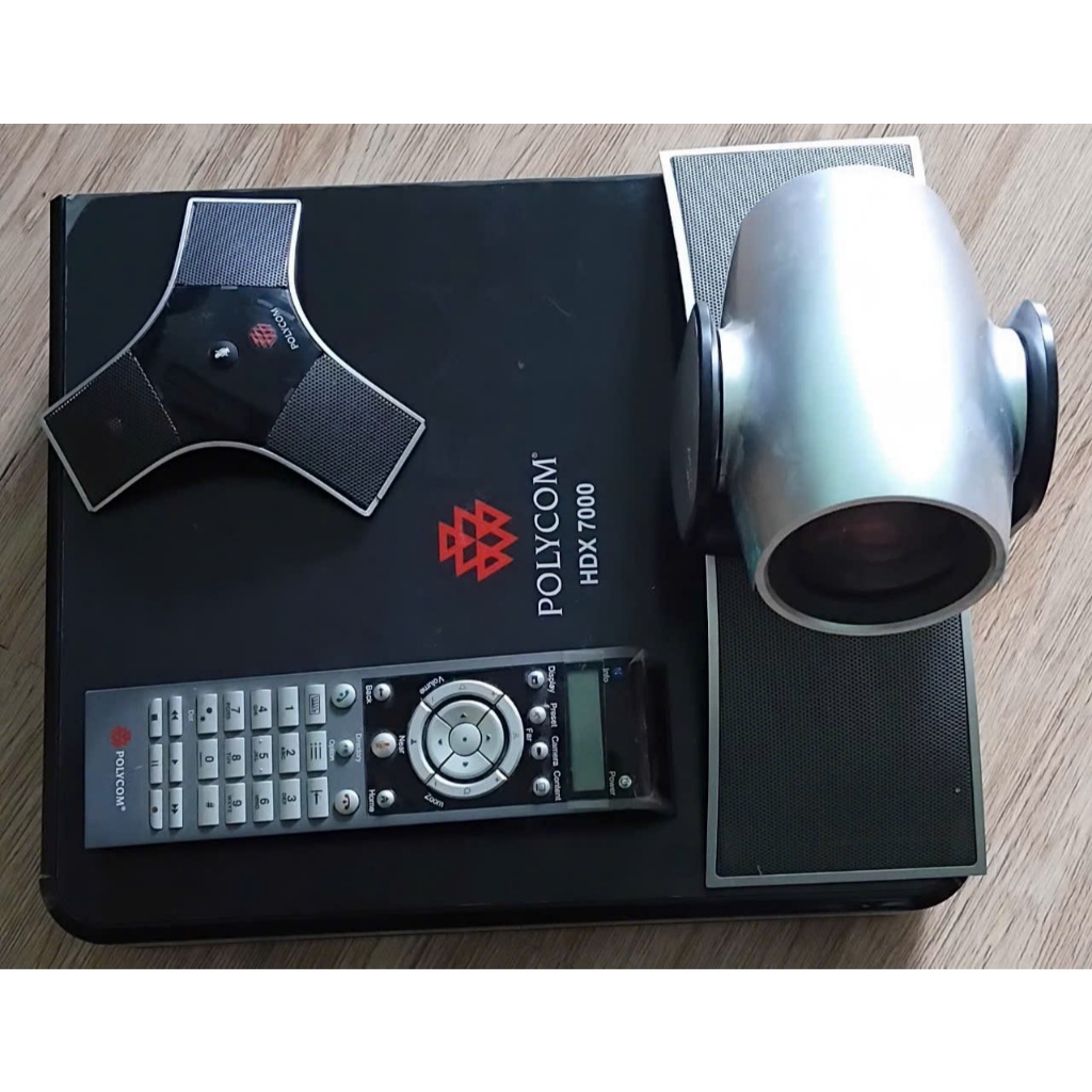 Bộ thiết bị hội nghị truyền hình Polycom HDX 7000