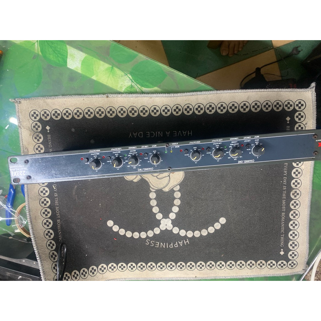 crossover -  phân tần chủ động 2 đường tiếng mono dbx cũ