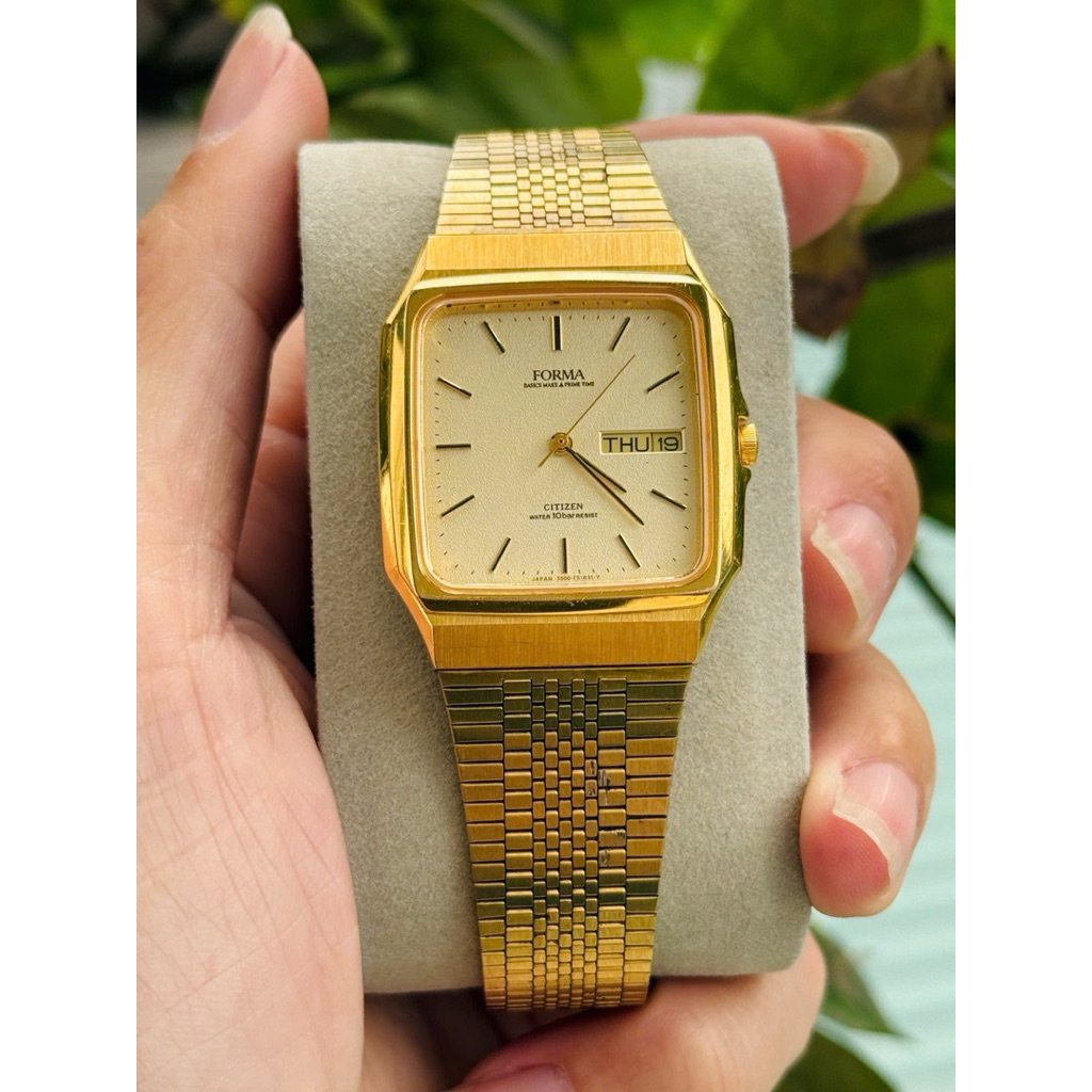 Đồng hồ Tank Citizen Forma quartz bọc vàng toàn thân, kính saphia, mặt cát vàng rất mới và đẹp
